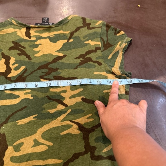 INC International Concepts Green and Tan Camouflage  Tee - Picture 5 of 6
